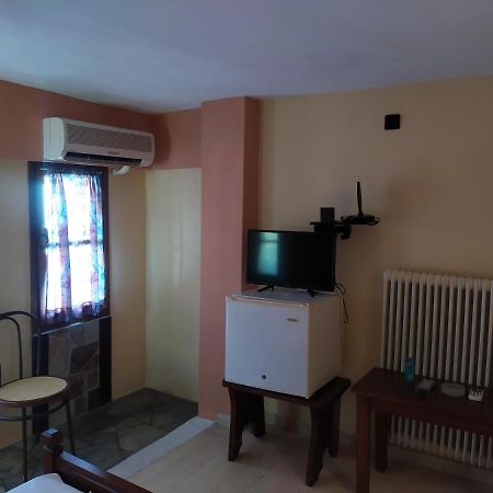 Double Studio Room With Two Single Beds Tsagarada Exterior foto